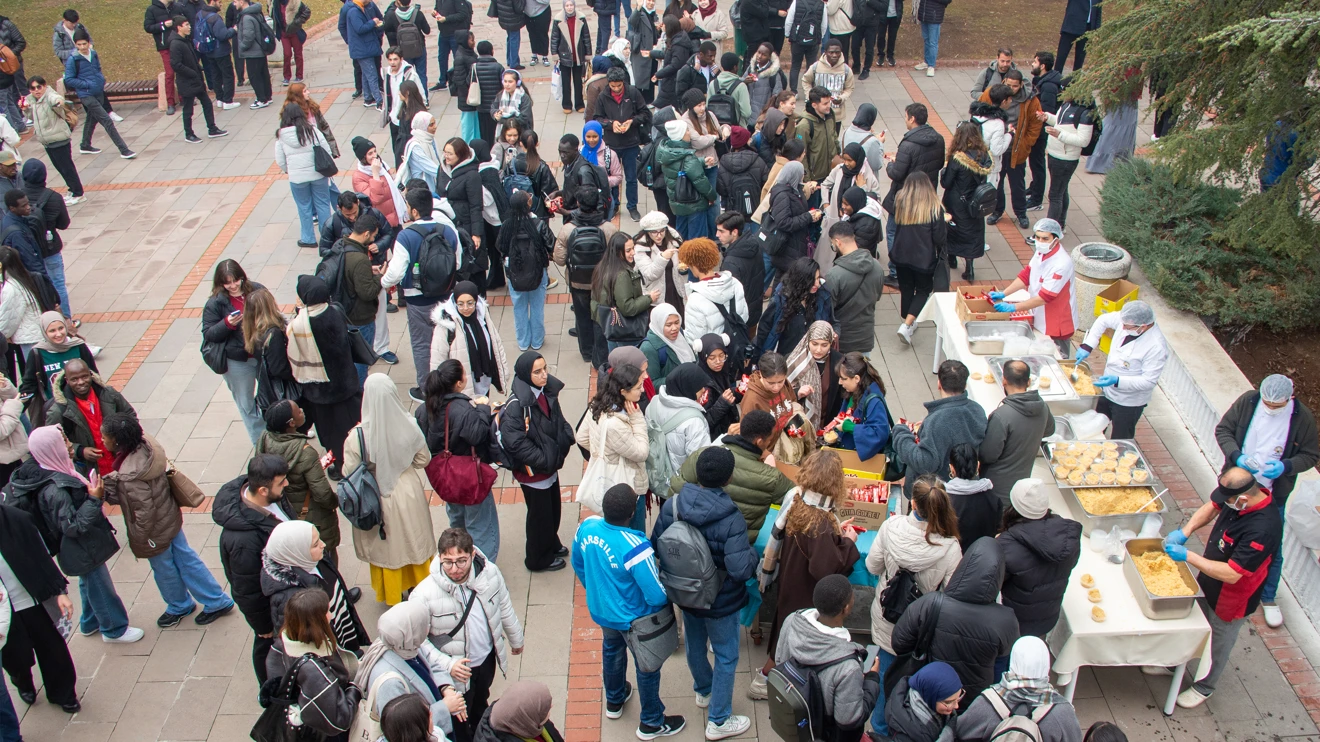 Selçuk Üniversitesinde ‘Fener Alayı’ ve ‘Şivlilik’ coşkusu